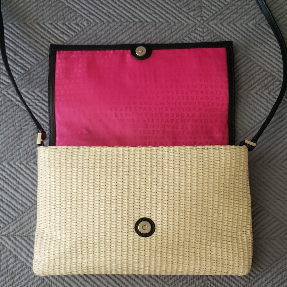 Kate Spade Black and Cream Crossbody Bag with Metallic Clasp - Picture 6 of 9